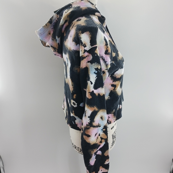 Wild Fable Cropped Hoodie Womens Tie Dye Fleece Black Athleisure Warm Winter - Picture 6 of 9